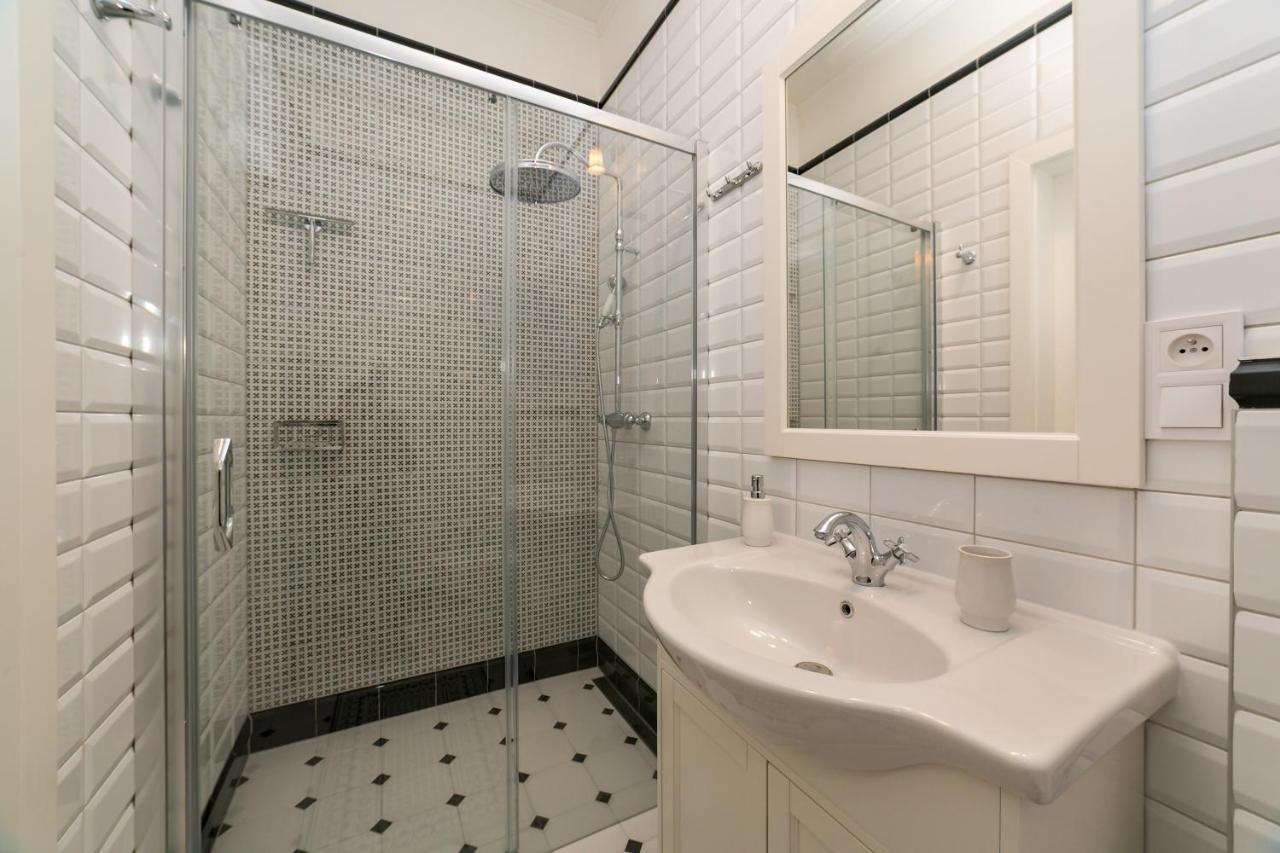 New Studio 3 - Self Check In, Parking Possible, Weekend Free Parking Bratislava Exteriör bild